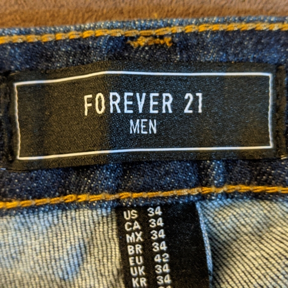 Ankle Zipper Denim Jeans - Picture 3 of 4